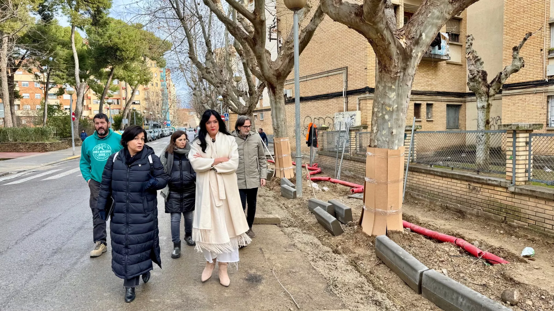 Comienzan las obras de mejora del acerado en la calle Gibraltar de Huesca