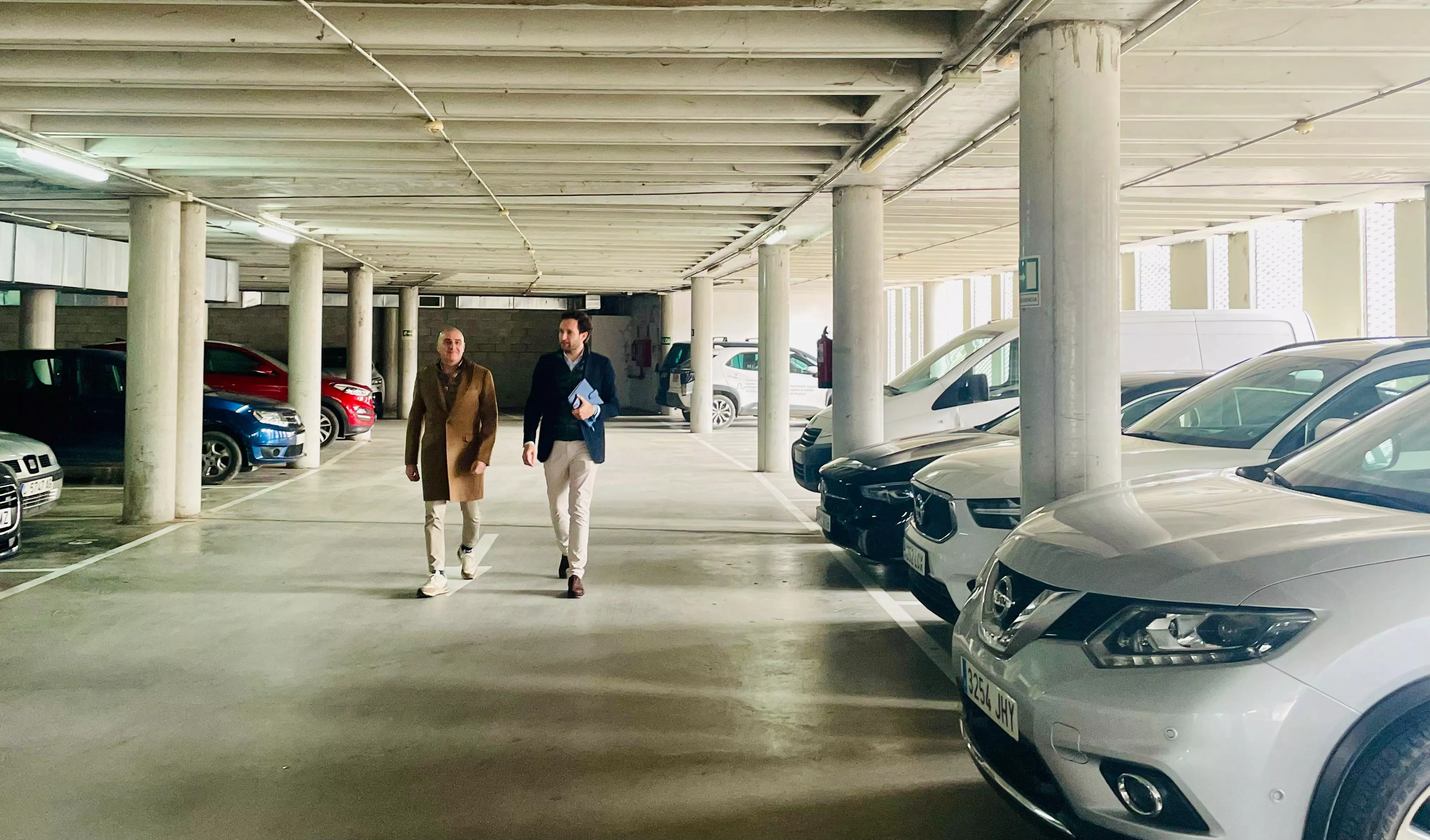 Monzón amplía la oferta de aparcamiento con 24 nuevas plazas en Cortes de Aragón.