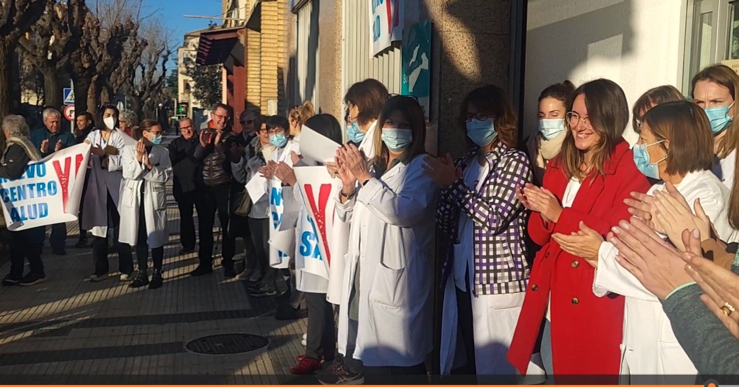 Imágenes de la reivindicación musical del nuevo Centro de Salud en el Perpetuo Socorro. Foto Myriam Martínez