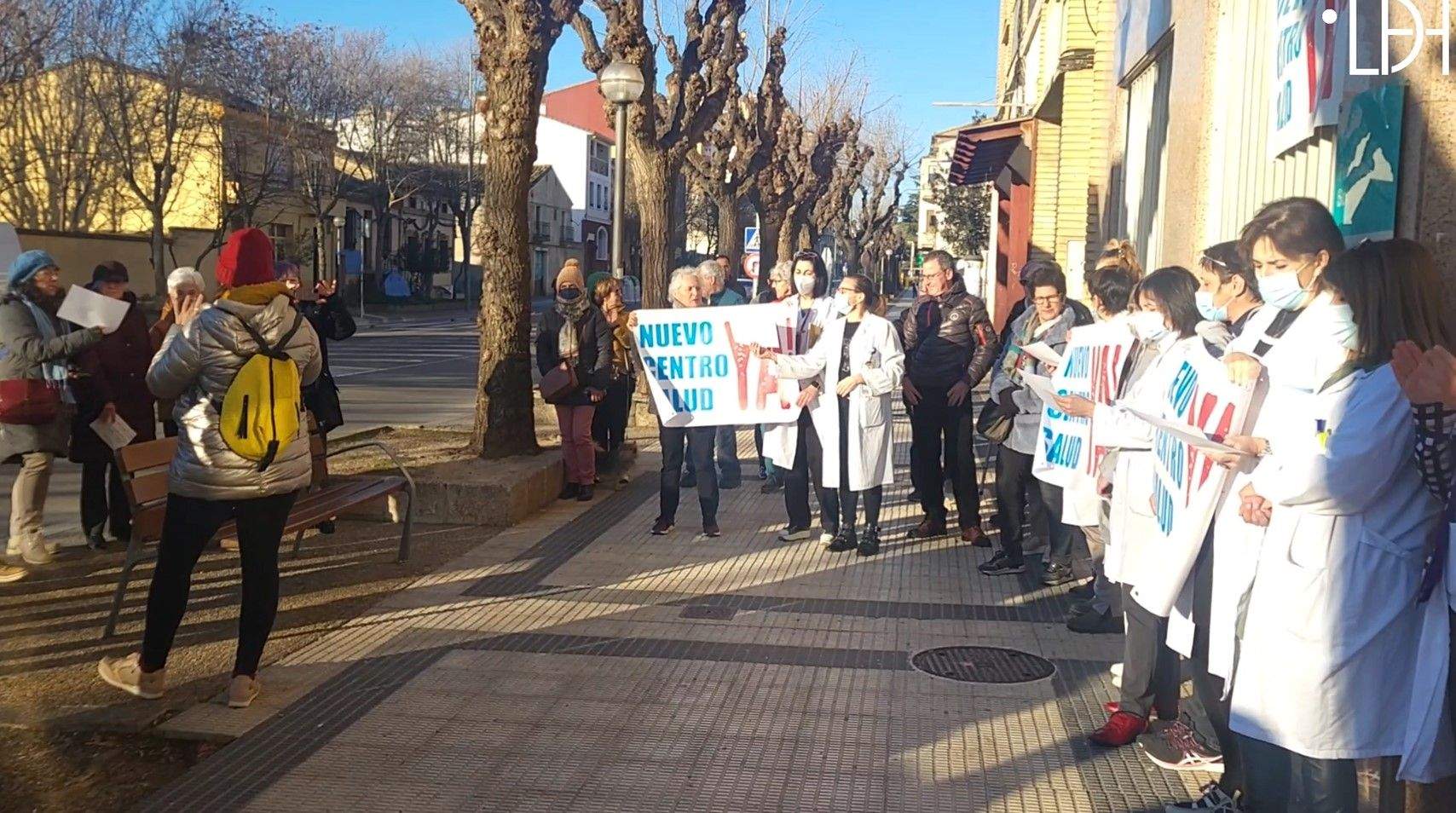 Imágenes de la reivindicación musical del nuevo Centro de Salud en el Perpetuo Socorro. Foto Myriam Martínez