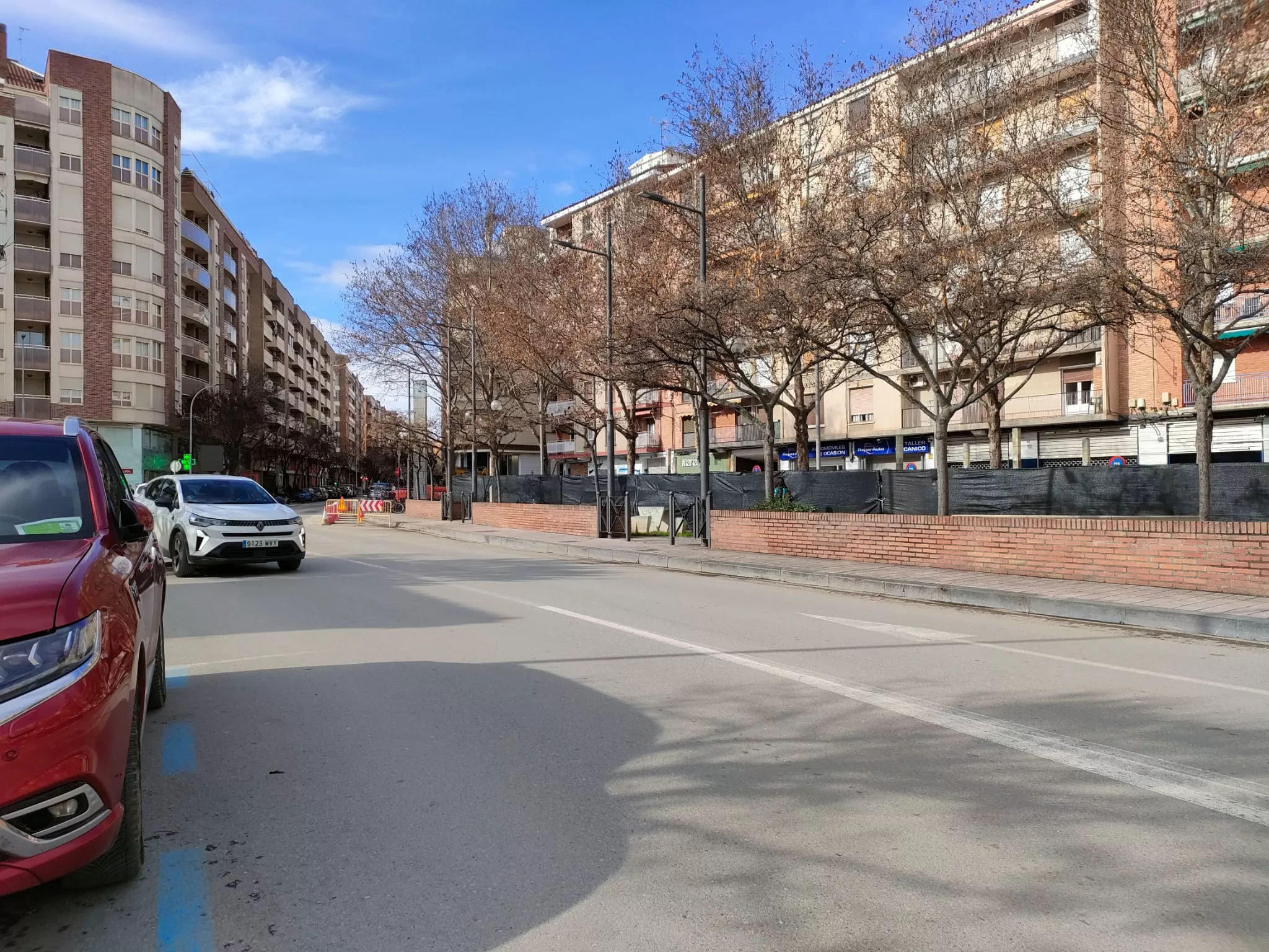 Ya se puede circular entre la plaza Santa Clara y la calle Cabestany. Foto Miguel Liesa