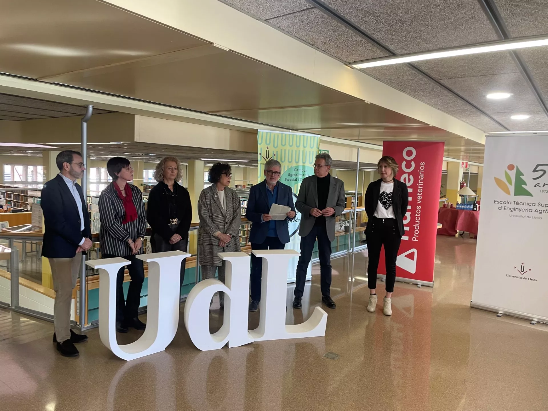 Inauguración del espacio de Simulación y Autoaprendizaje Veterinario de la Universidad de Lérida instalado por la oscense Humeco