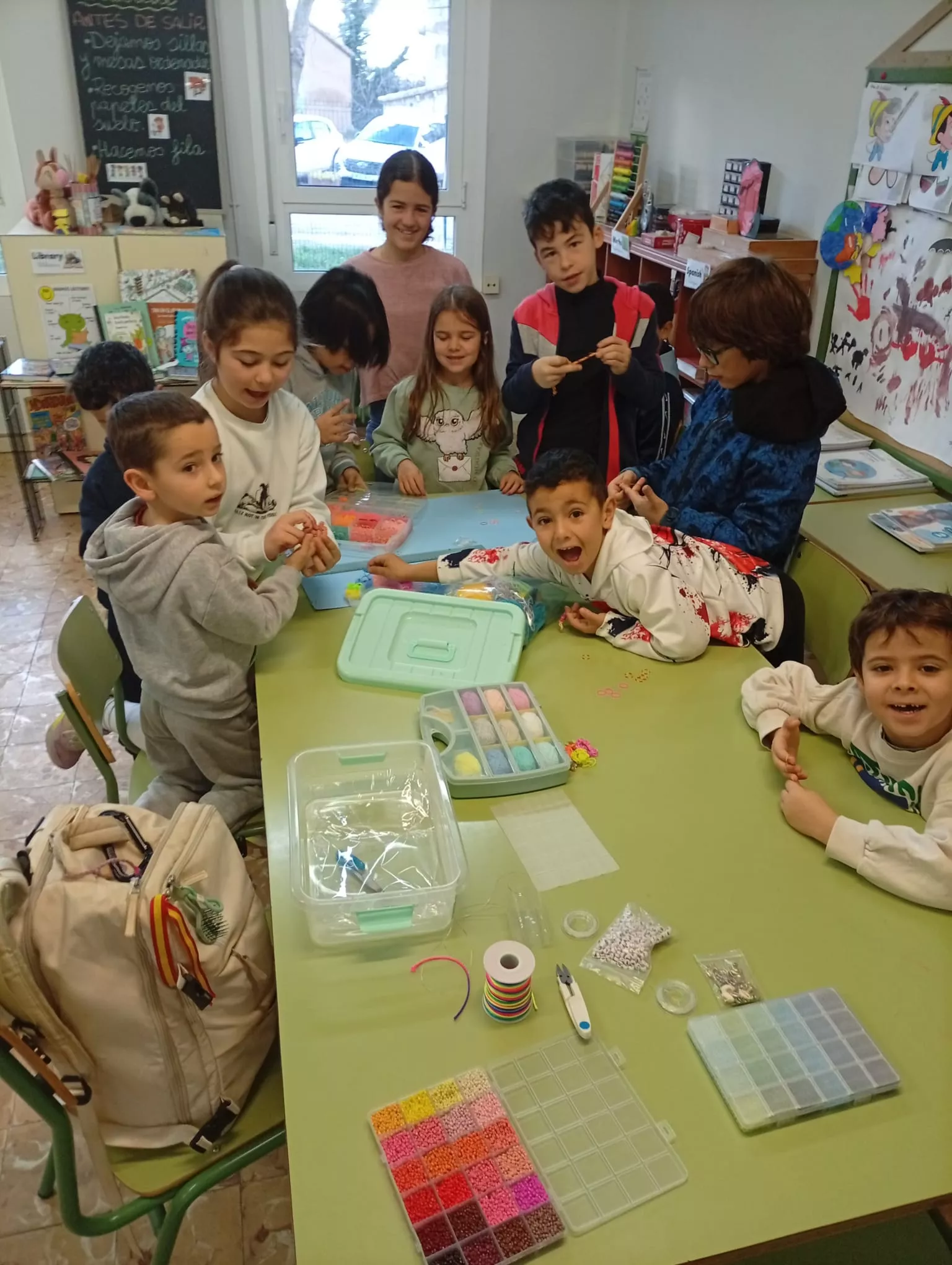 El CEIP Virgen de la Soledad de Bolea celebra el Día de la Paz.