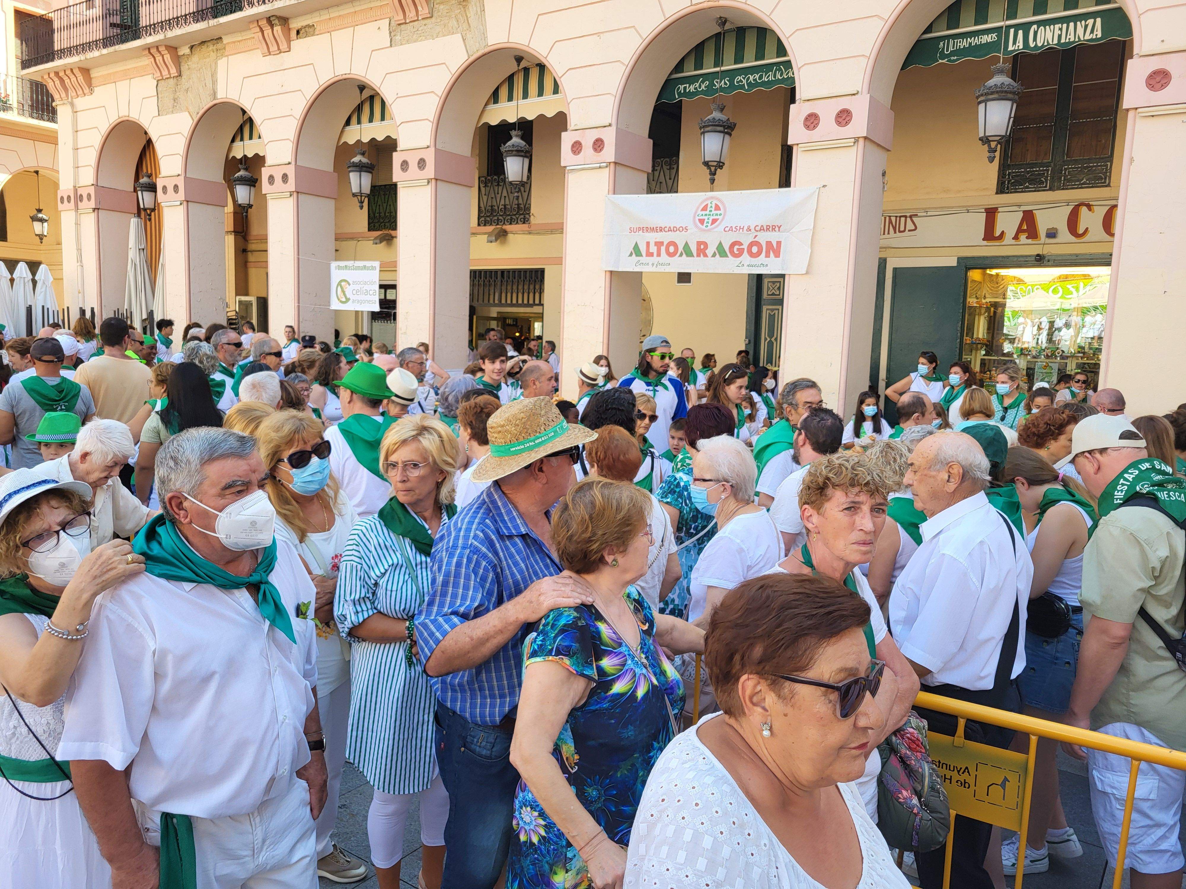 Colas para los bocadillos de jamón y el melón 