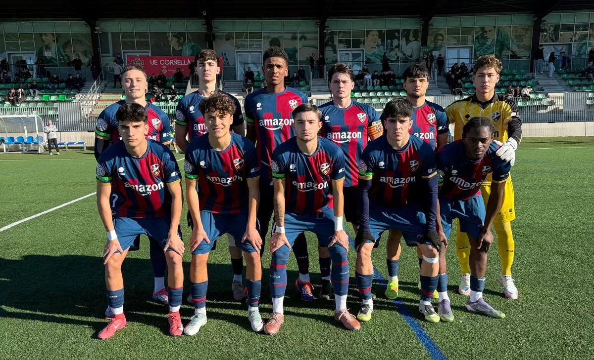 Once del Huesca División de Honor en Cornellà.