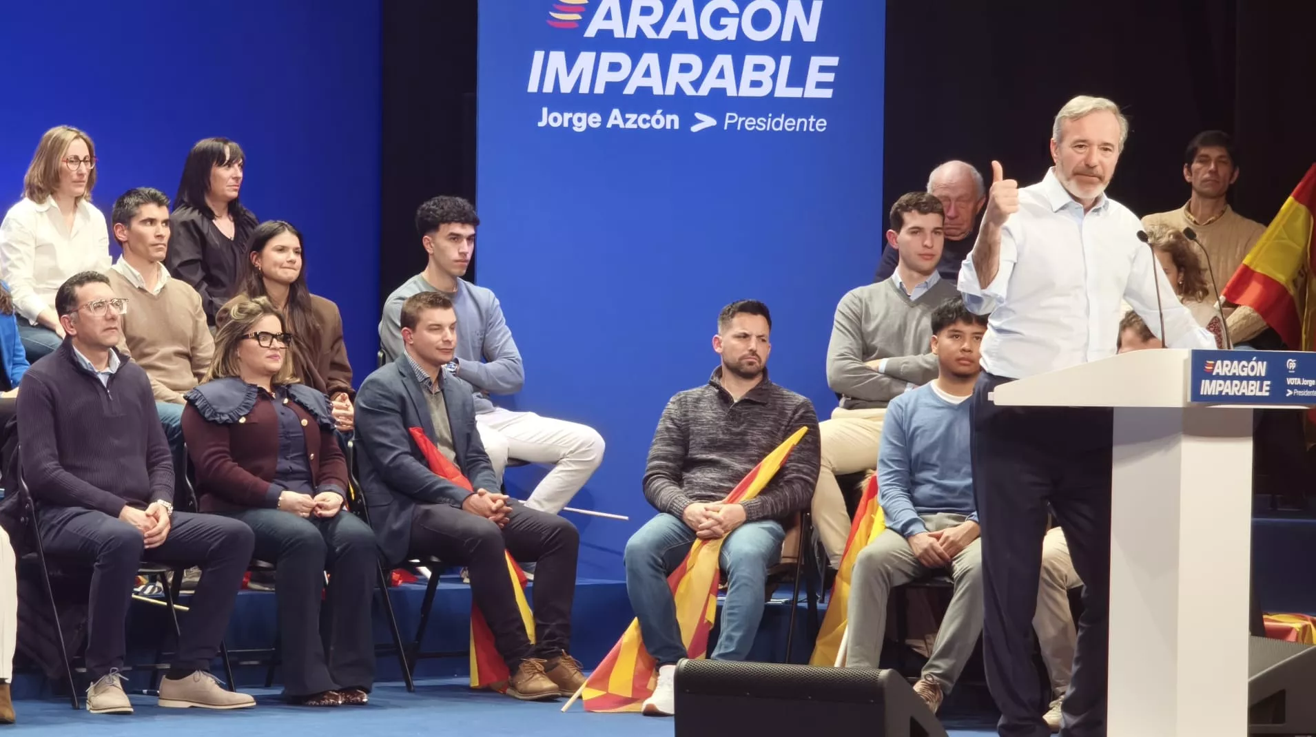 Mitin de Alberto Núñez Feijóo en el Teatro Olimpia de Huesca. Foto María José Sampietro