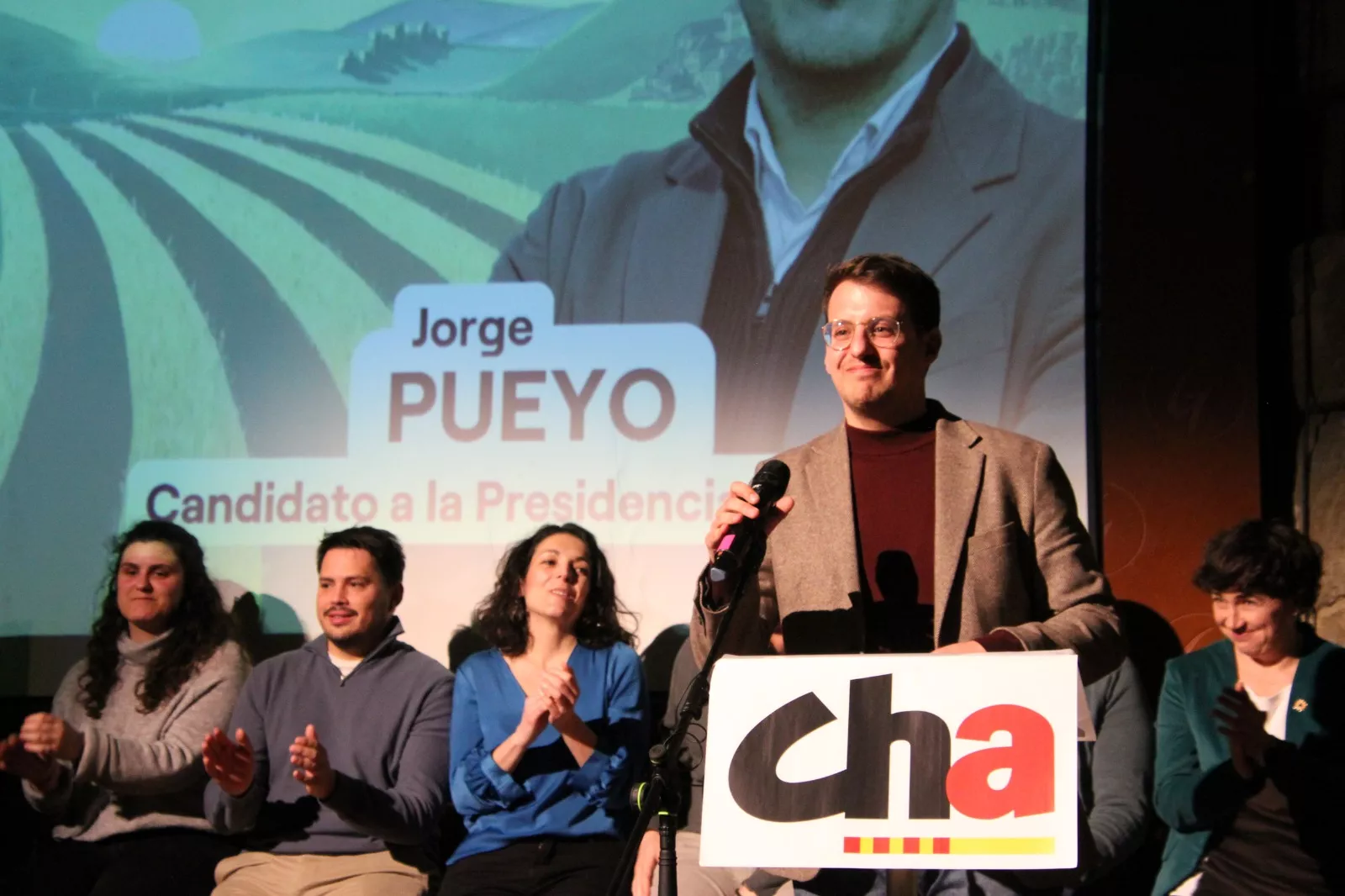 Jorge Pueyo en el mitin central de campaña de CHA en Huesca. Foto Carlos Neofato