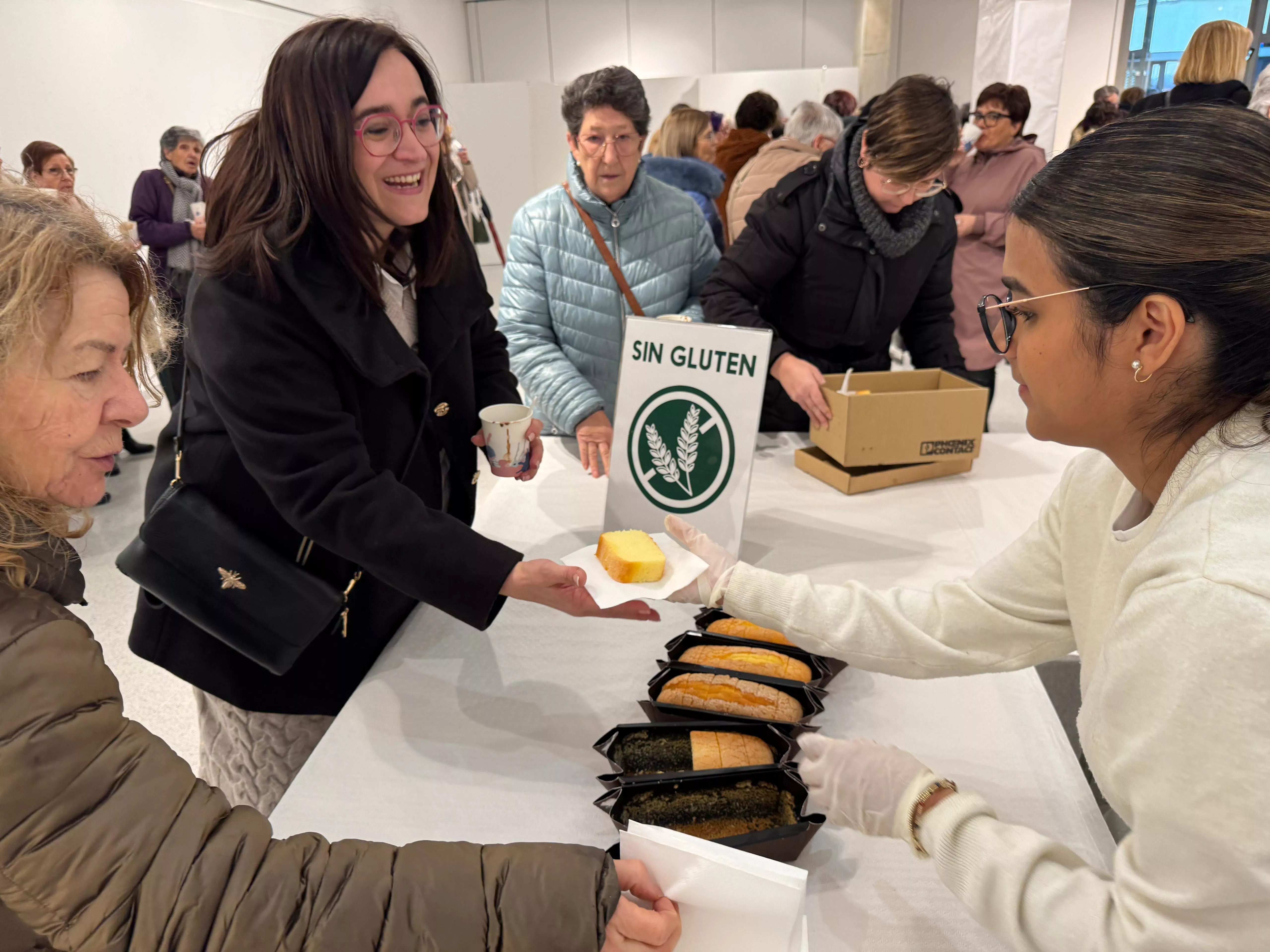 Binéfar mantiene viva la tradición de Santa Águeda pese a la lluvia