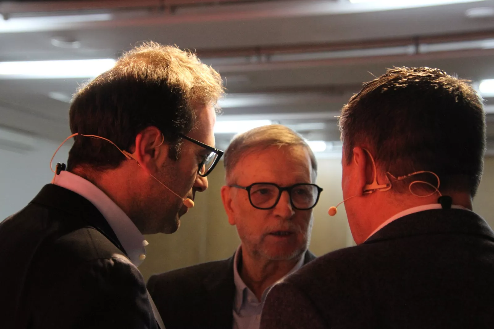 Carlos Cuerpo y Fernando Sabés con Marcelino Iglesias. Foto Carlos Neofato