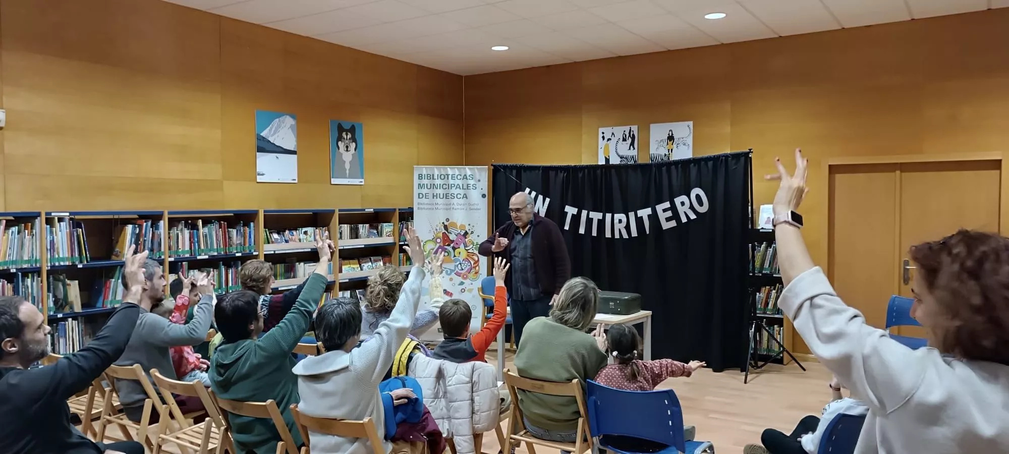 Presentación de "Juegos y recursos de un titiritero" en la biblioteca Ramón J. Sender.