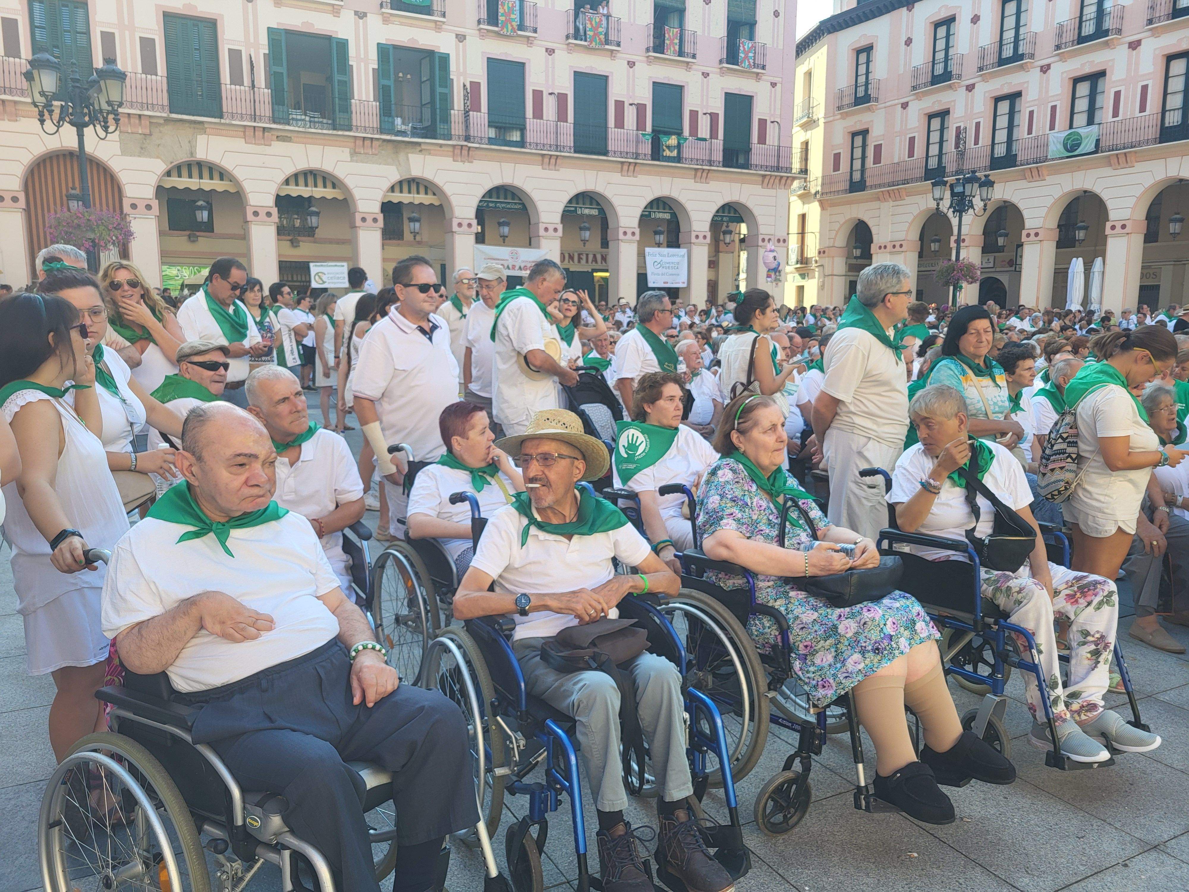 Asistentes a la Fiesta del Mercado