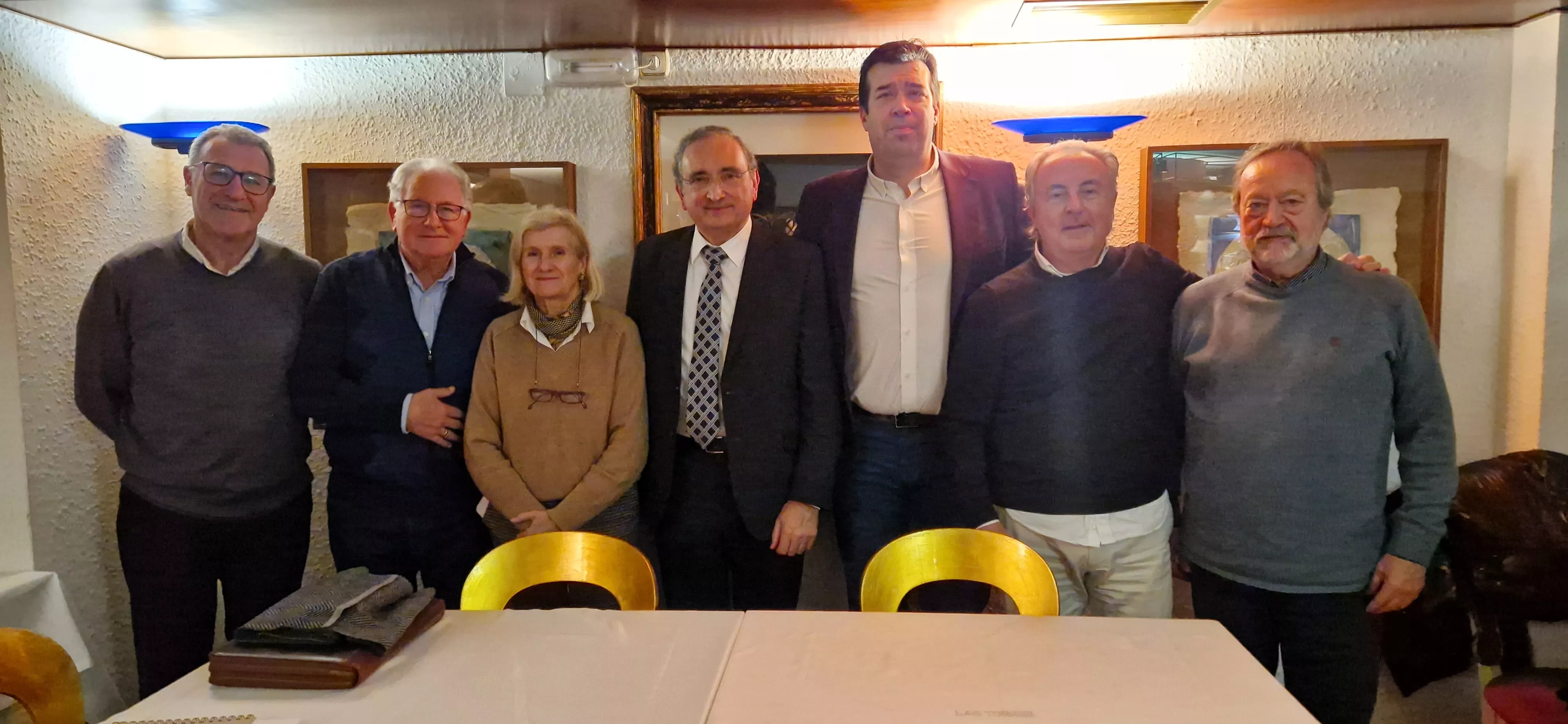 Junta Directiva del Club de Opinión Lucas Mallada, con Javier Caudillo y Fernando Palacín en el centro. Foto Myriam Martínez