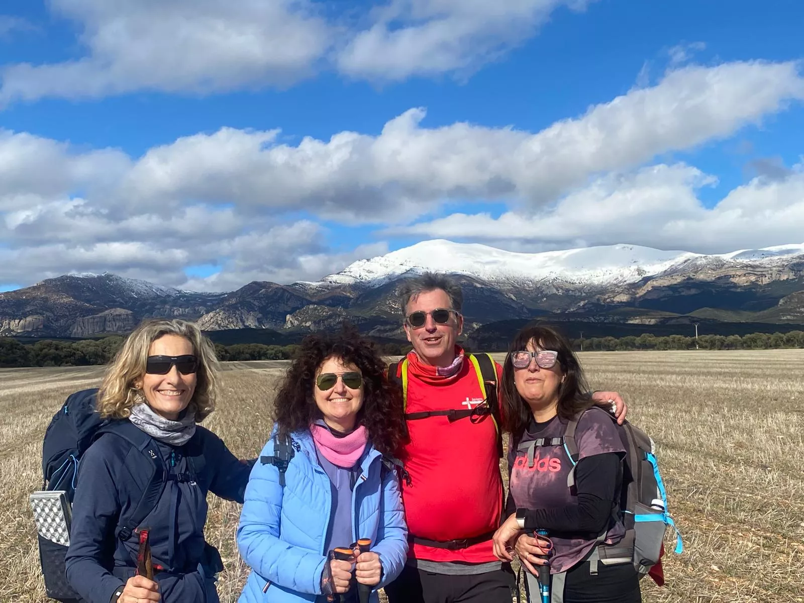 Entreno cuarto de la Javierada de los Amantes de la Naturaleza con el eje en la Cueva de Chaves en Bastarás. Foto Juanlu Herrero