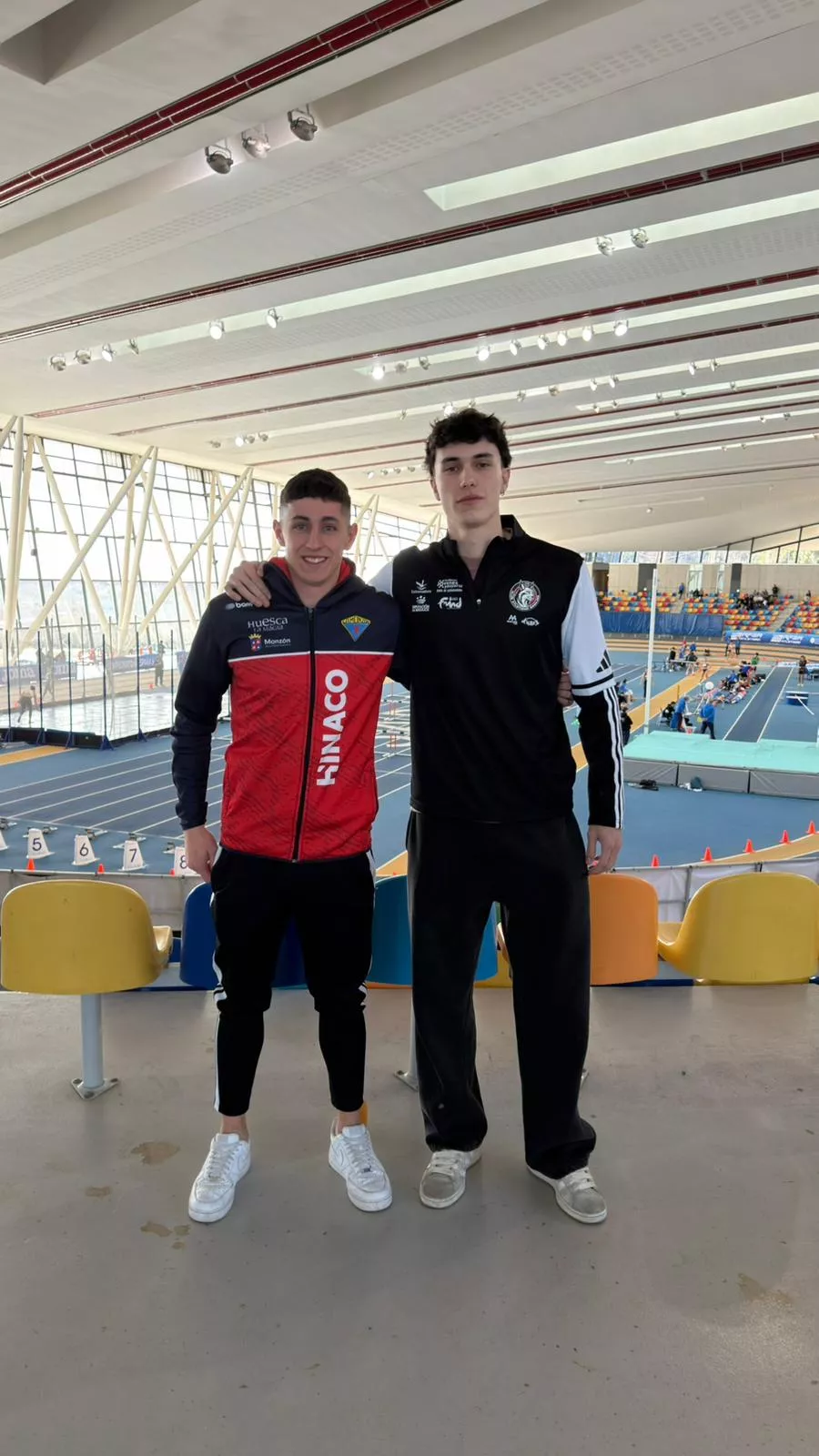 Adrián Zaragoza y Arturo Armisén.