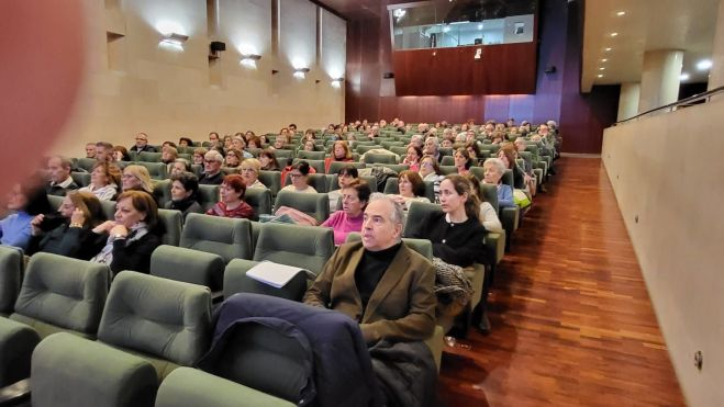 Público en la conferencia de Zgustová