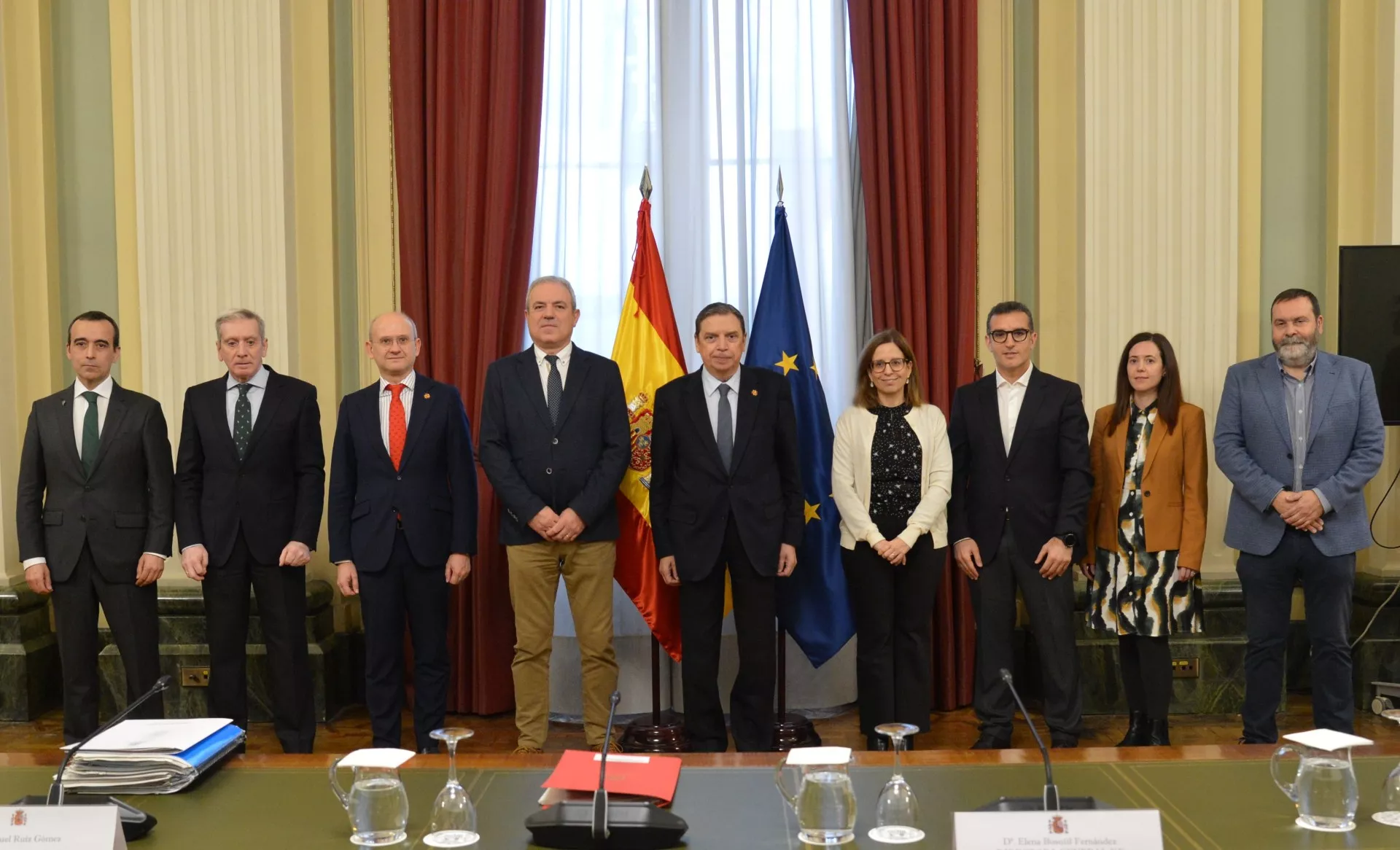 Francisco Berroy, presidente de la DOP Somontano,  con el ministro Planas