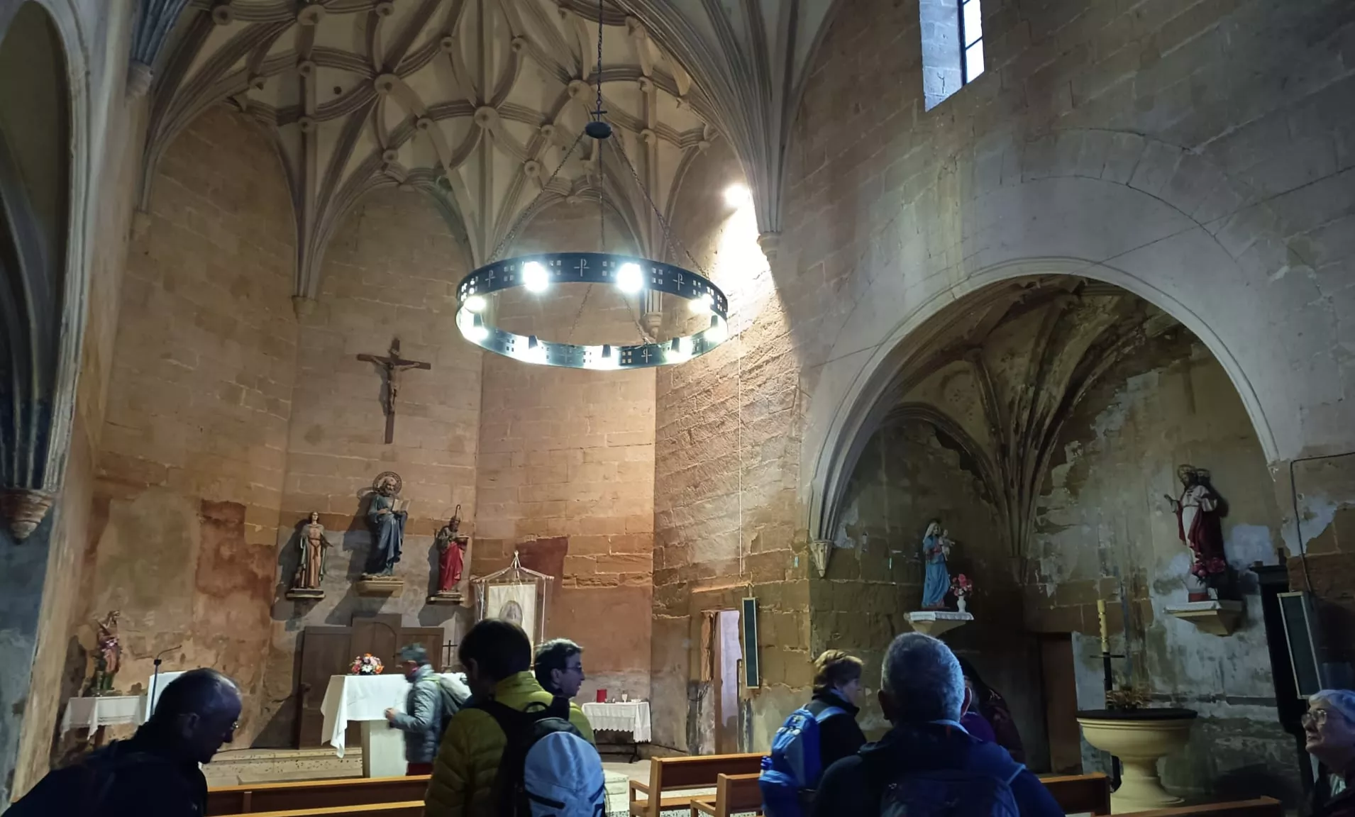 Peña Guara recorre el entorno de Piracés. Foto Pedro Ayuso