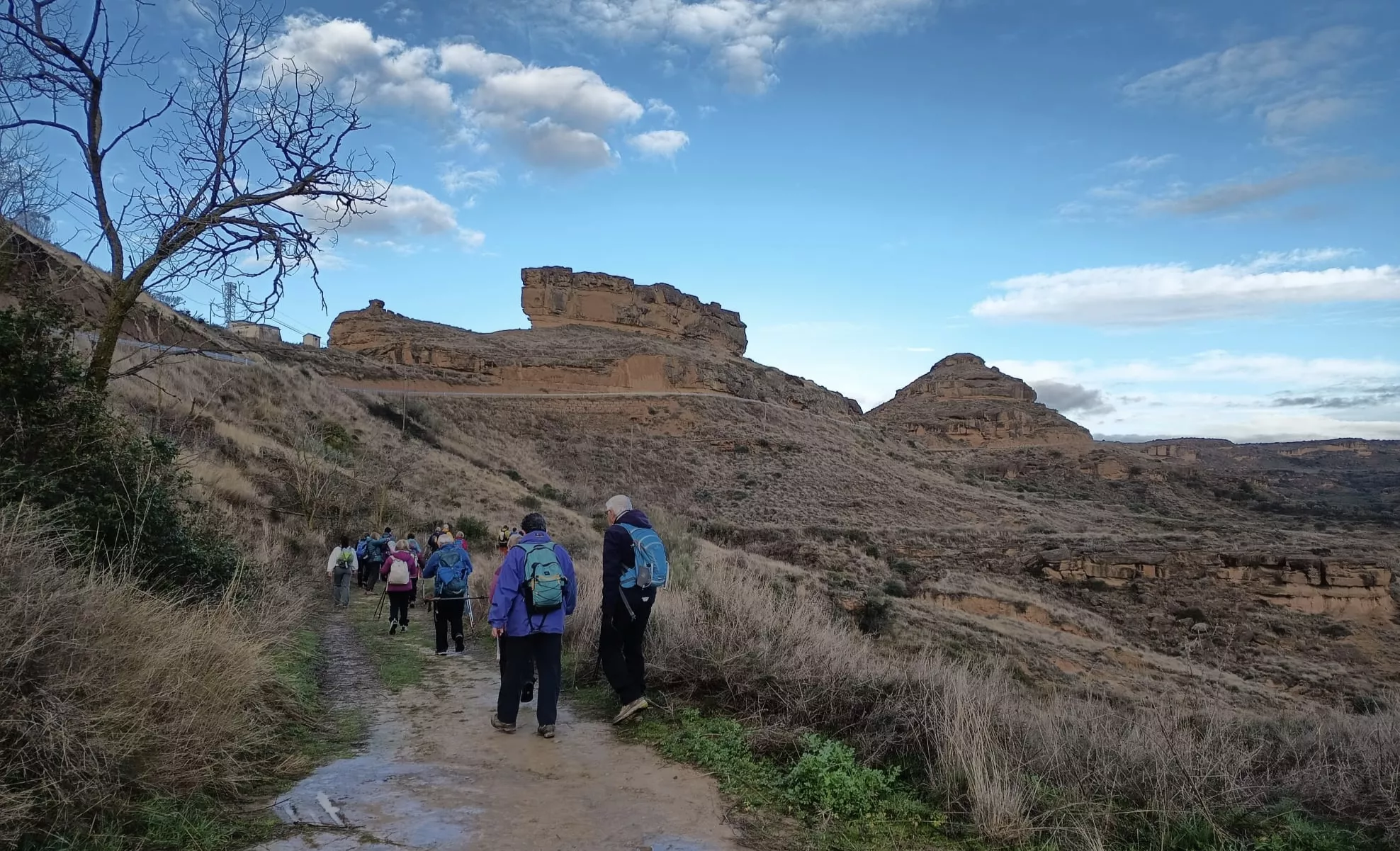 Peña Guara recorre el entorno de Piracés. Foto Pedro Ayuso