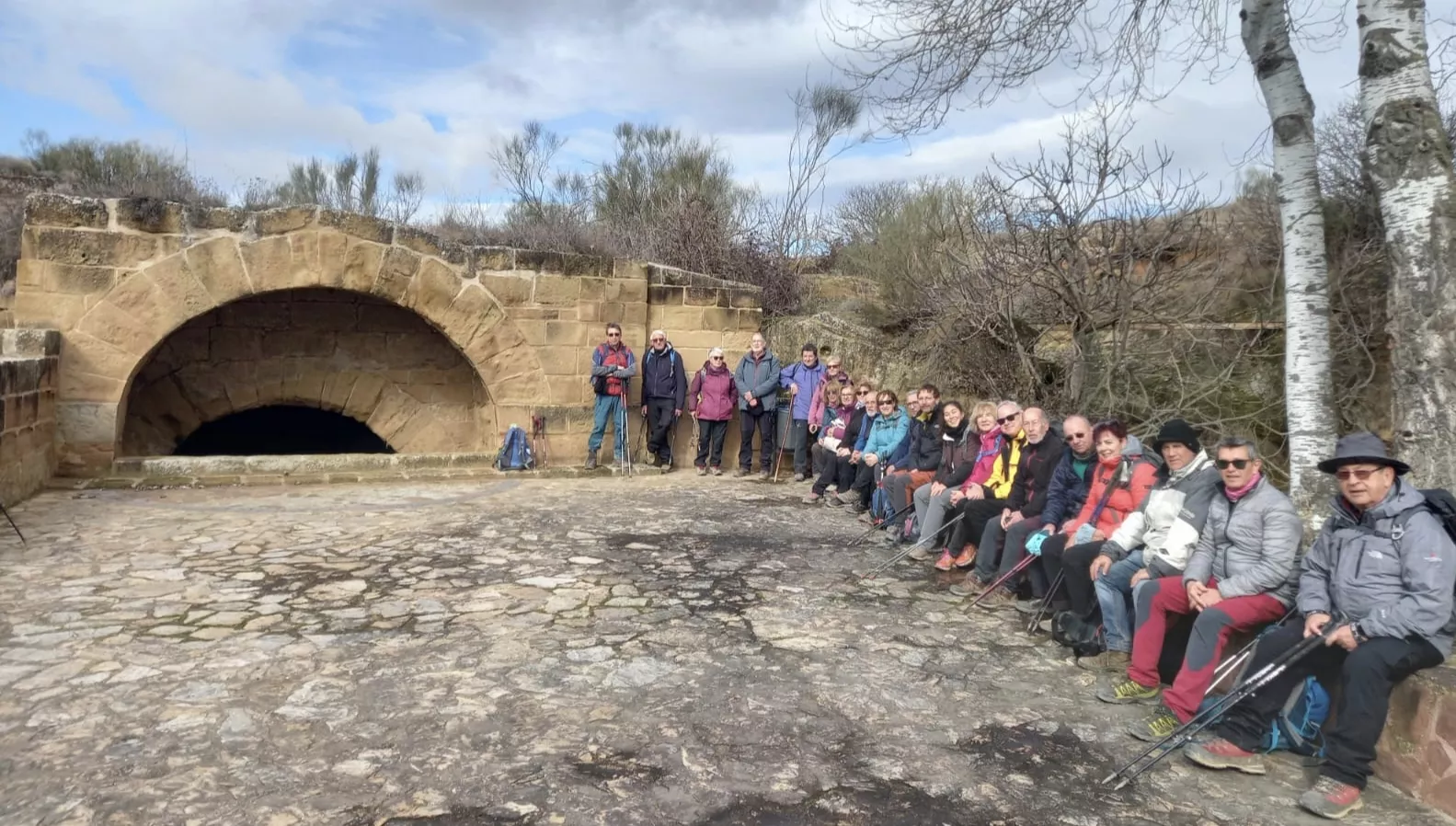 Peña Guara recorre el entorno de Piracés. Foto Pedro Ayuso