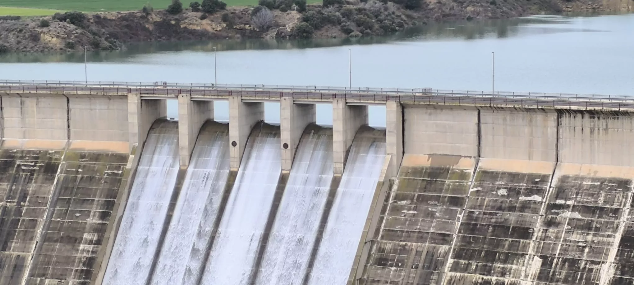 Desembalse de Montearagón. Foto Joaquín Santafé