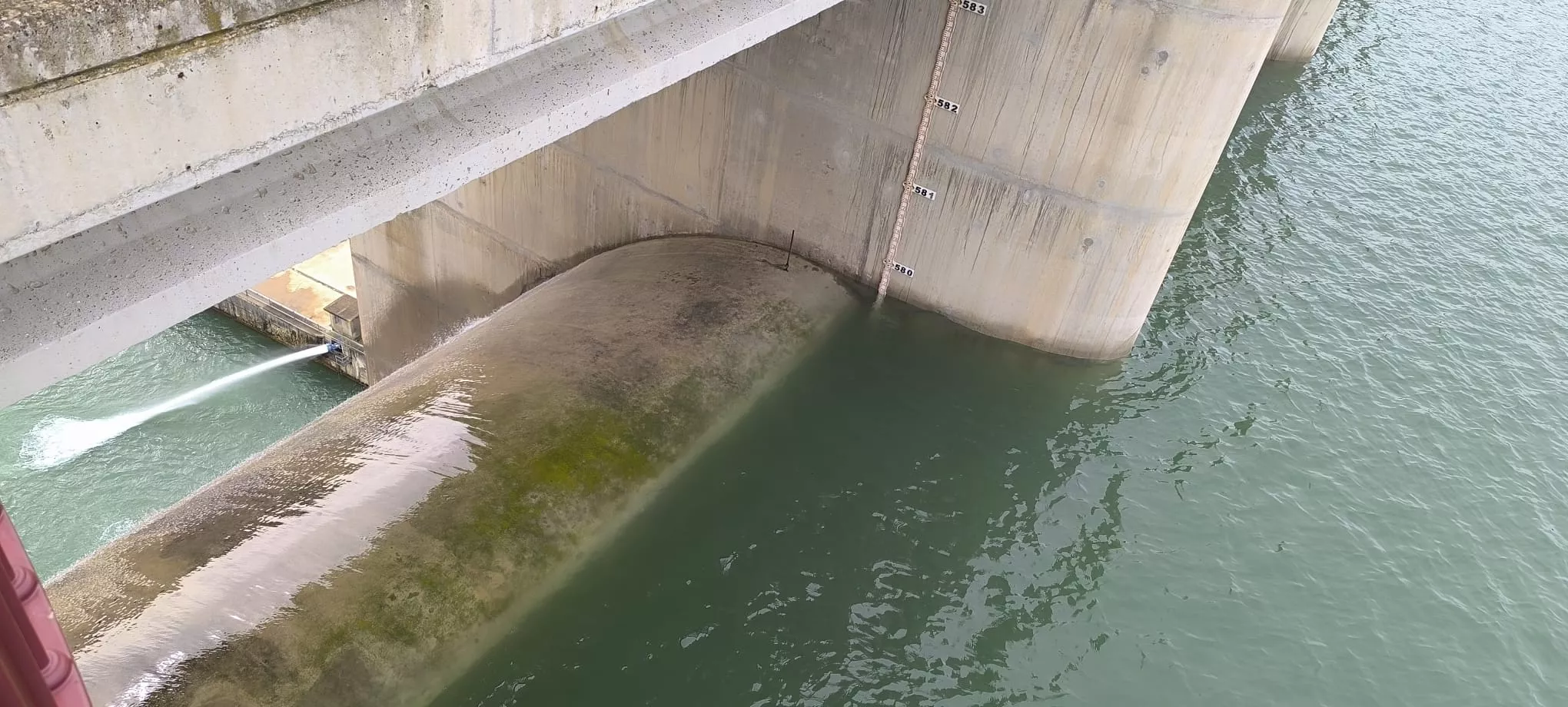Desembalse de Montearagón. Foto Joaquín Santafé