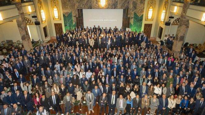 Caja Rural de Aragón se define como una gran familia Caja Rural de Aragón se define como una gran familia