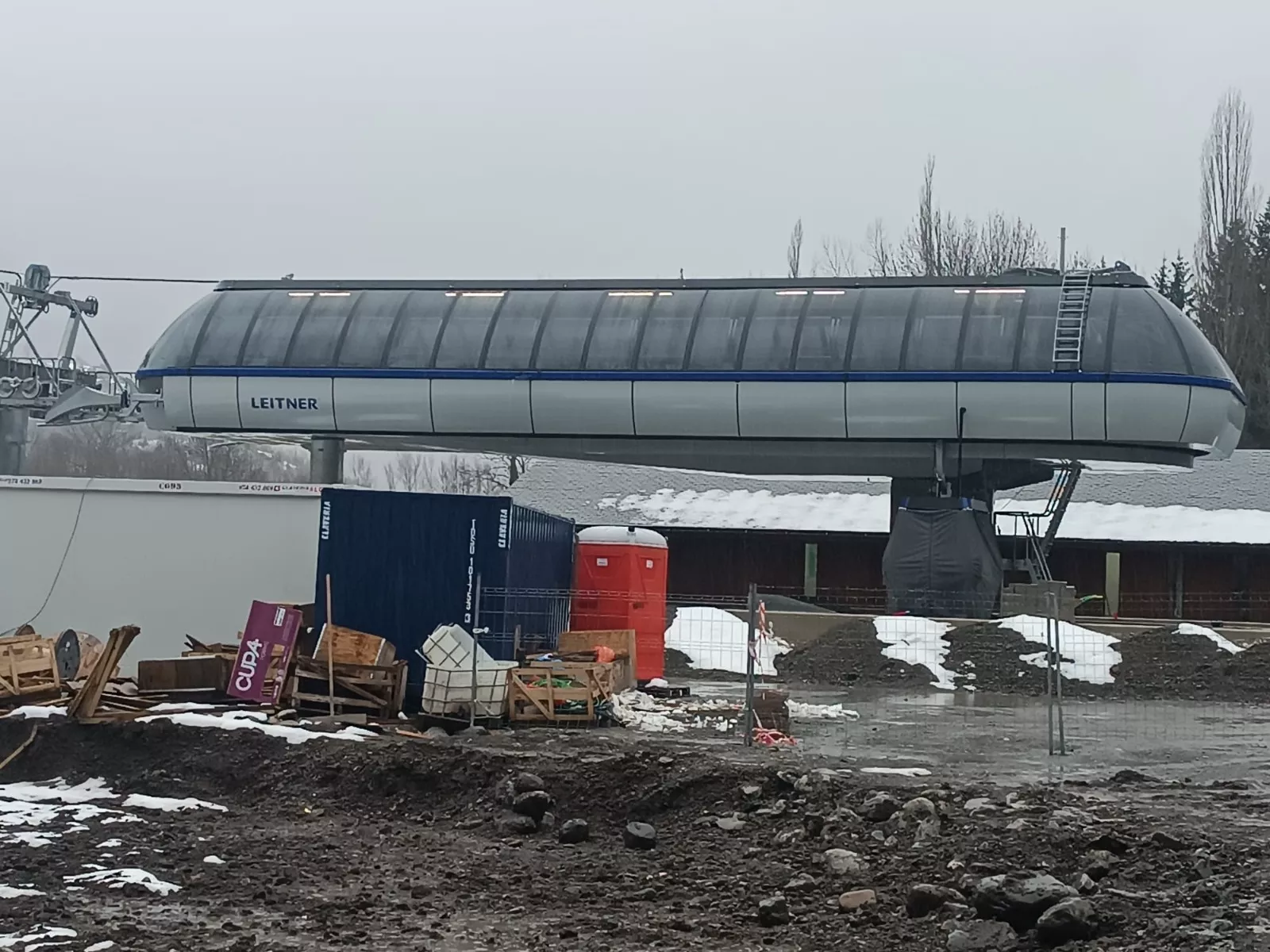 Telecabina Benasque-Cerler.