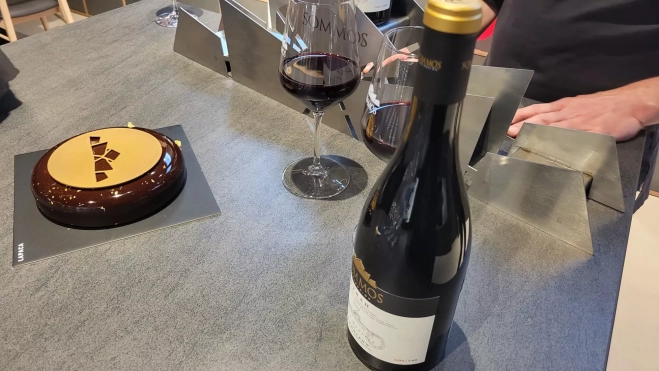 d13e326a 2297 4e7f b06f 756e185f3fd1