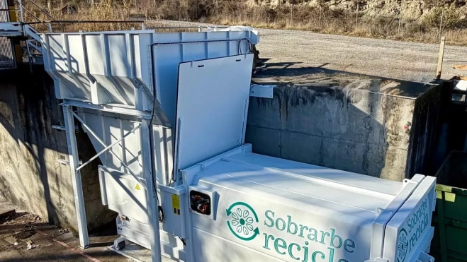 Nuevo equipamiento para la recogida de envases de la Comarca de Sobrarbe. Nuevo equipamiento para la recogida de envases de la Comarca de Sobrarbe.
