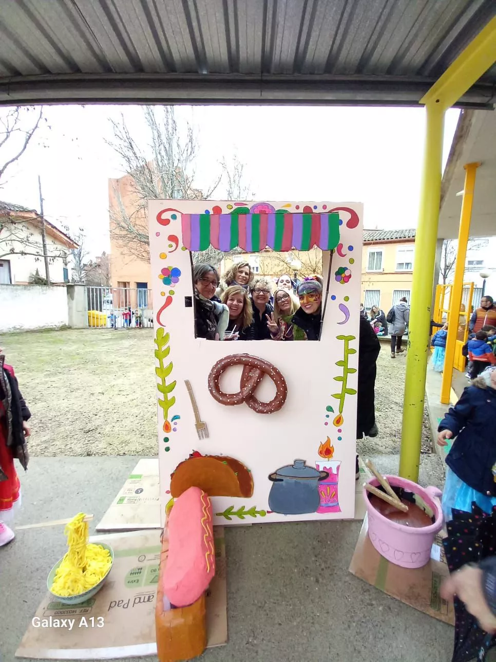 Fiesta de carnaval en el colegio Juan XXIII de Huesca.