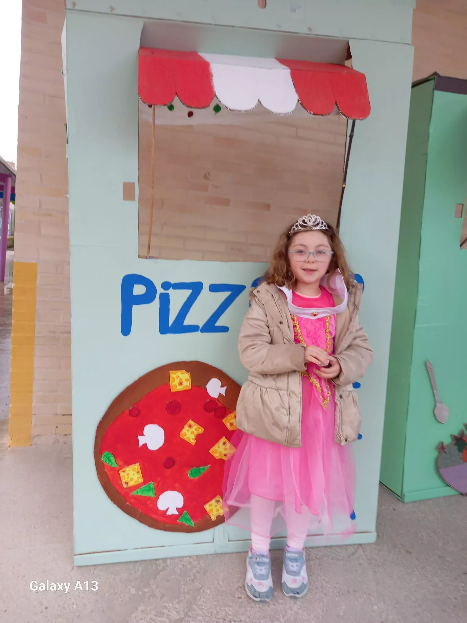 Fiesta de carnaval en el colegio Juan XXIII de Huesca.