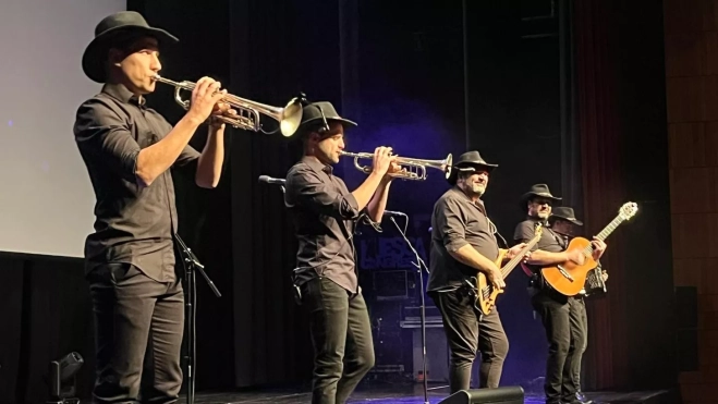 Puro Relajo en Huesca.