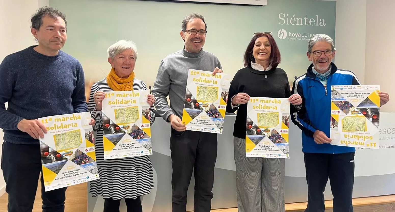 Participantes en la presentación de la XI Marcha Solidaria Nueno-Etiopía. Foto Mercedes Manterola