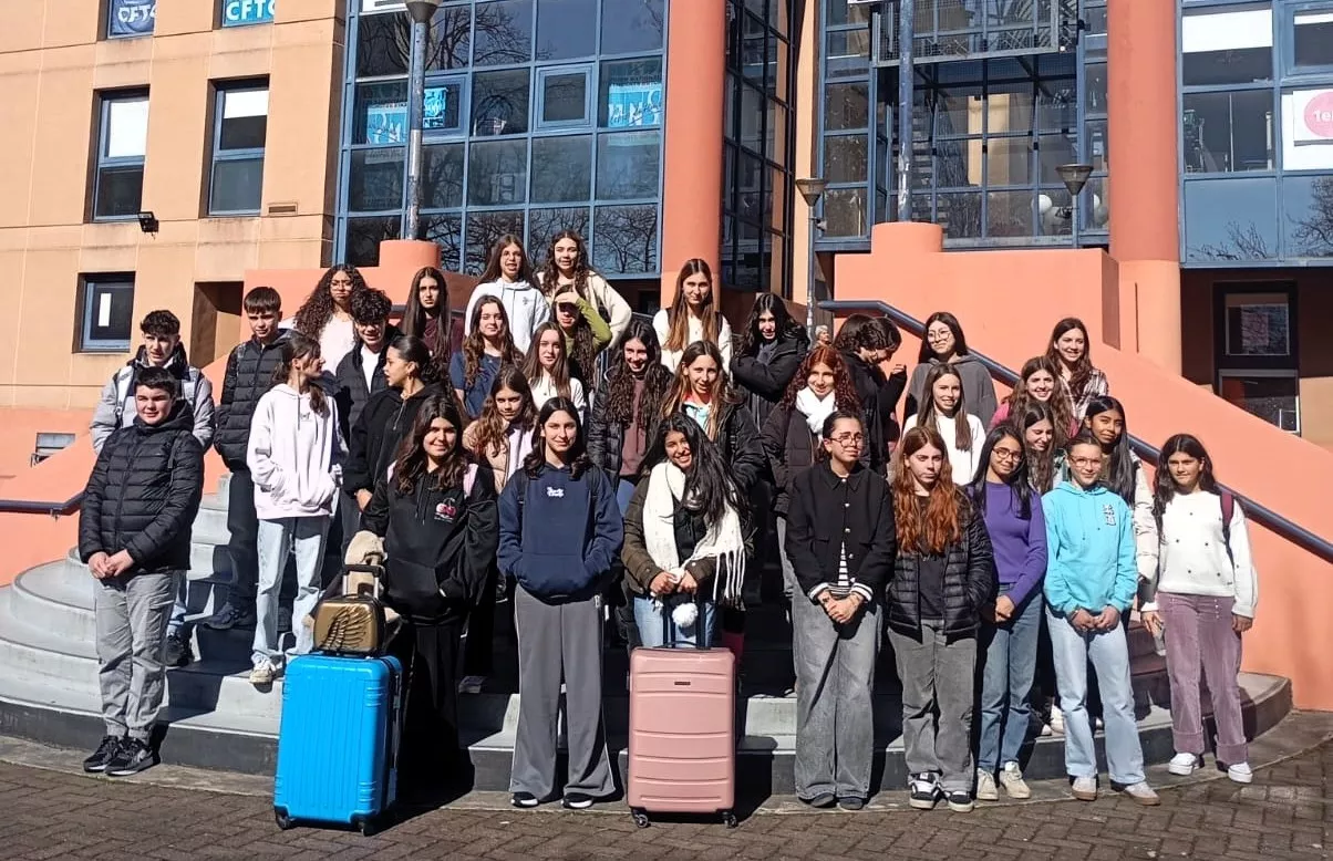 Jóvenes oscenses participantes en el intercambio en Tarbes.