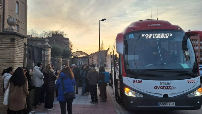 Salida desde Huesca rumbo a Tarbes para participar en el intercambio.