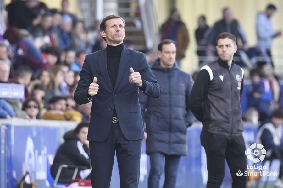 Cuco Ziganda, entrenador del Huesca. Los resultados pesan. Foto LaLiga