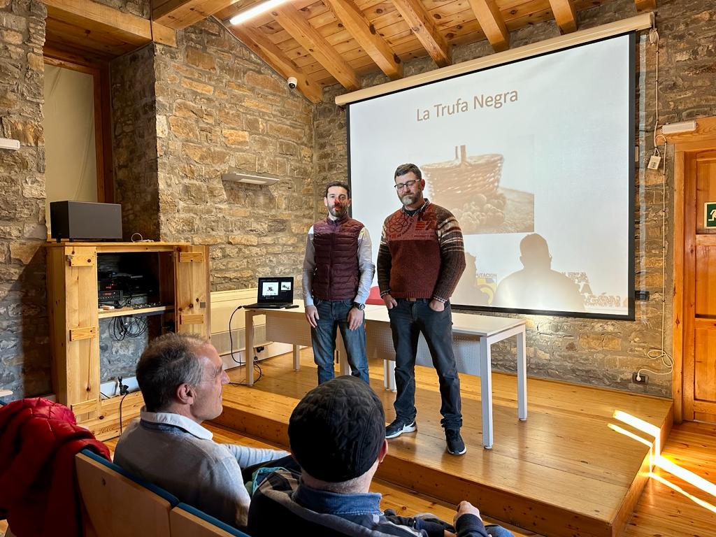 Presentación de la charla sobre la Trufa Negra