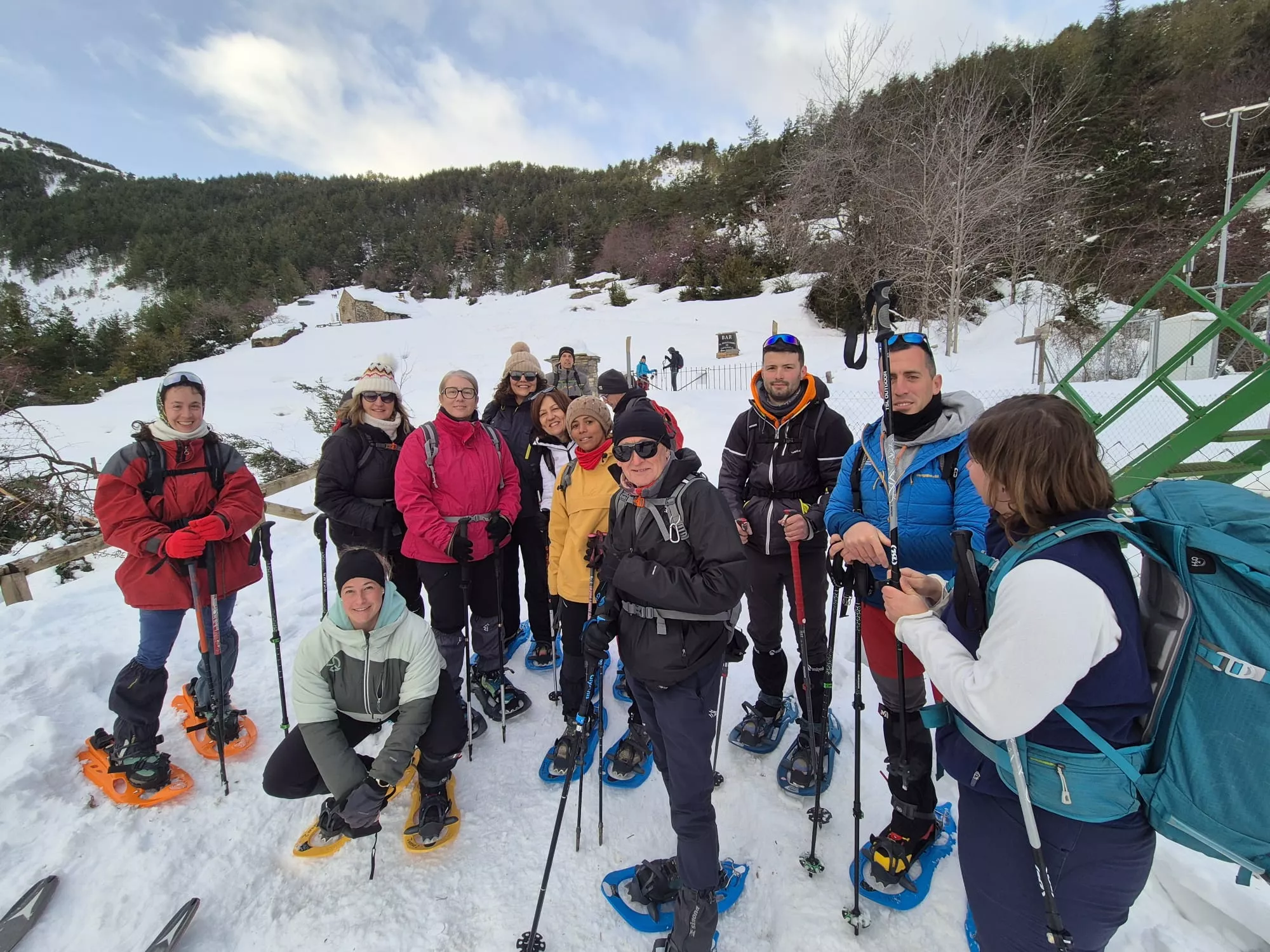 Jornada de raquetas del Grupo de Alto Nivel del Club de Montaña Javieres. Foto Juanlu Herrero