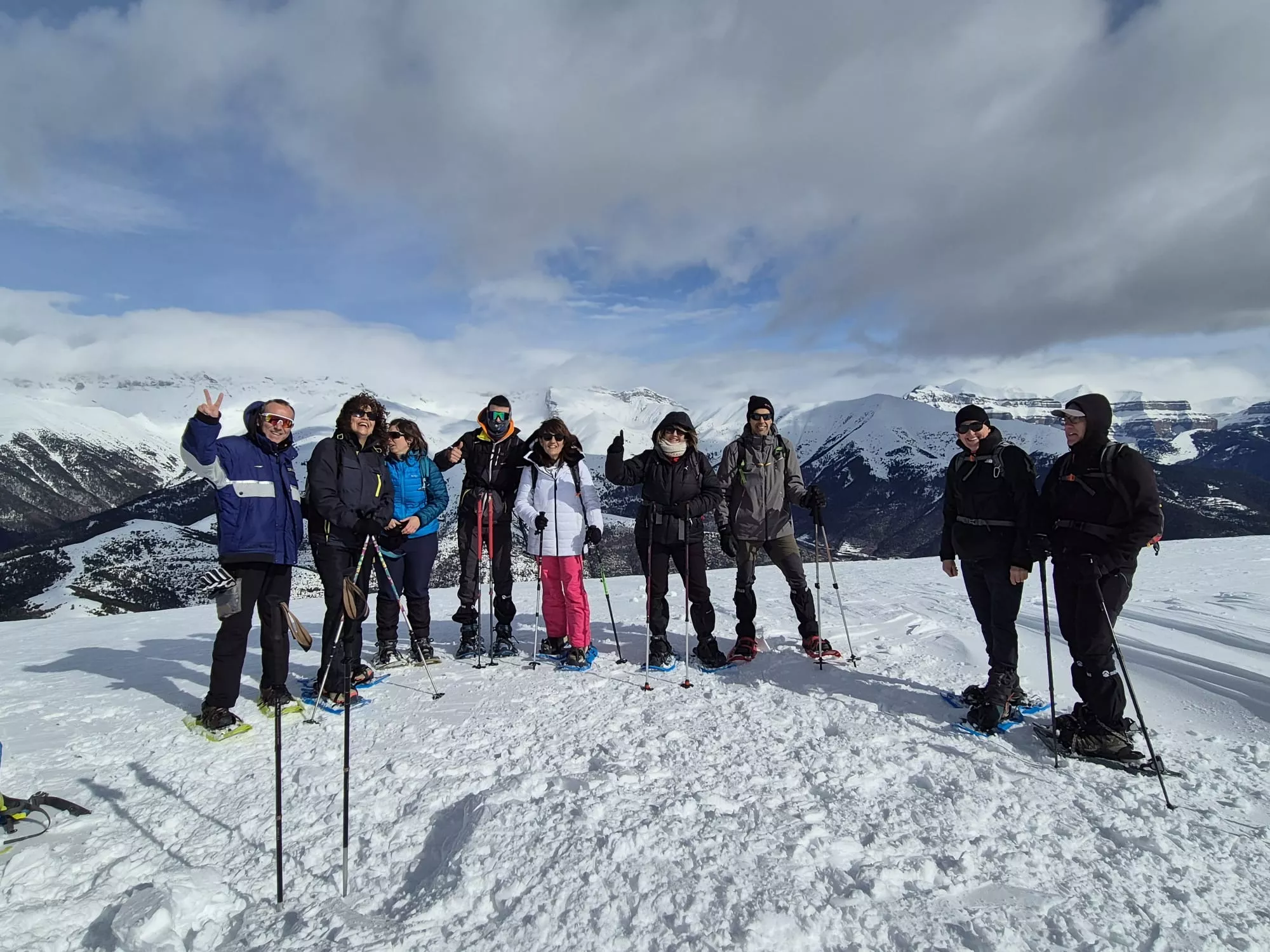 Jornada de raquetas del Grupo de Alto Nivel del Club de Montaña Javieres. Foto Juanlu Herrero