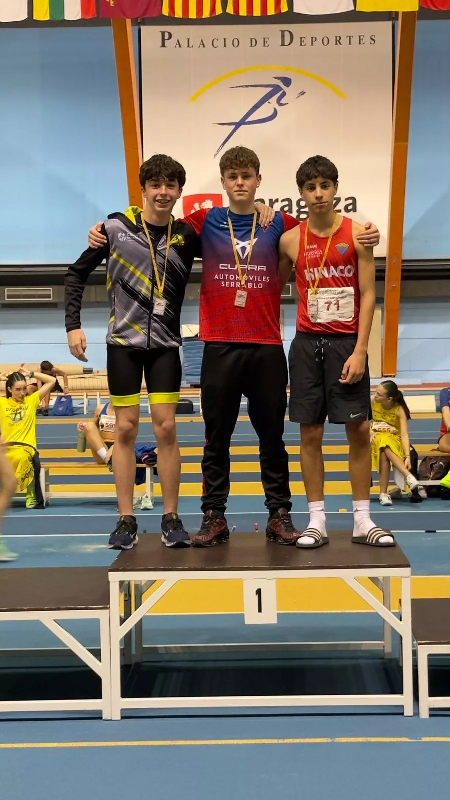 Álvaro González y Bruno Letosa en longitud.