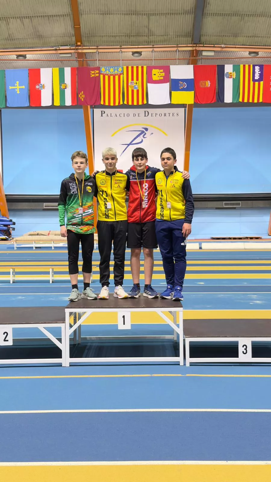 Héctor Cortada y Diego Poblador en altura.