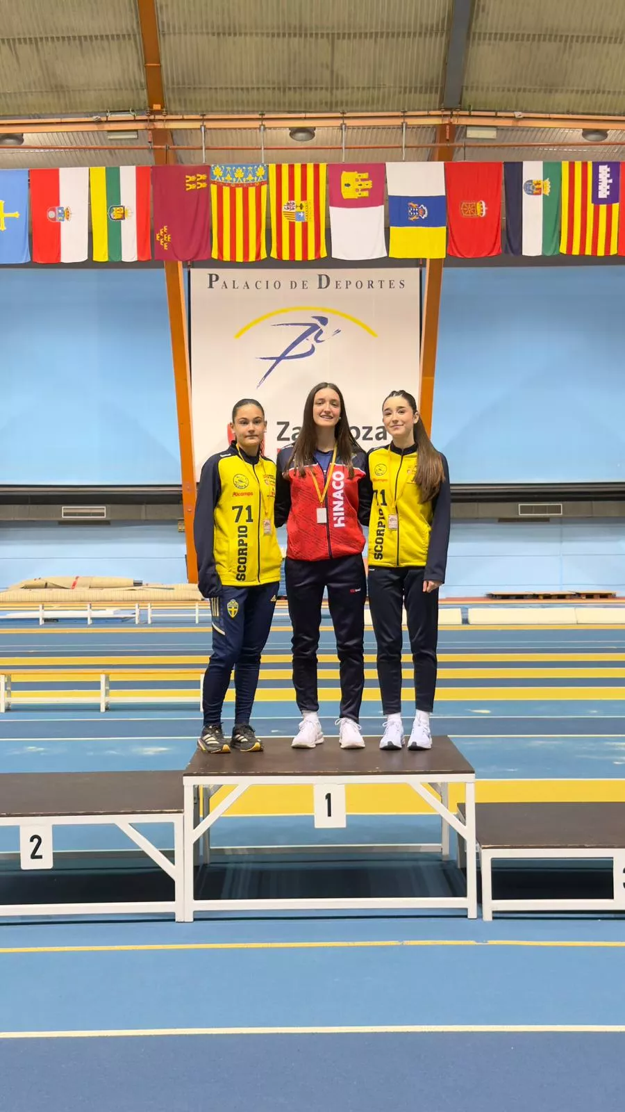 Valeria Angusto en longitud.