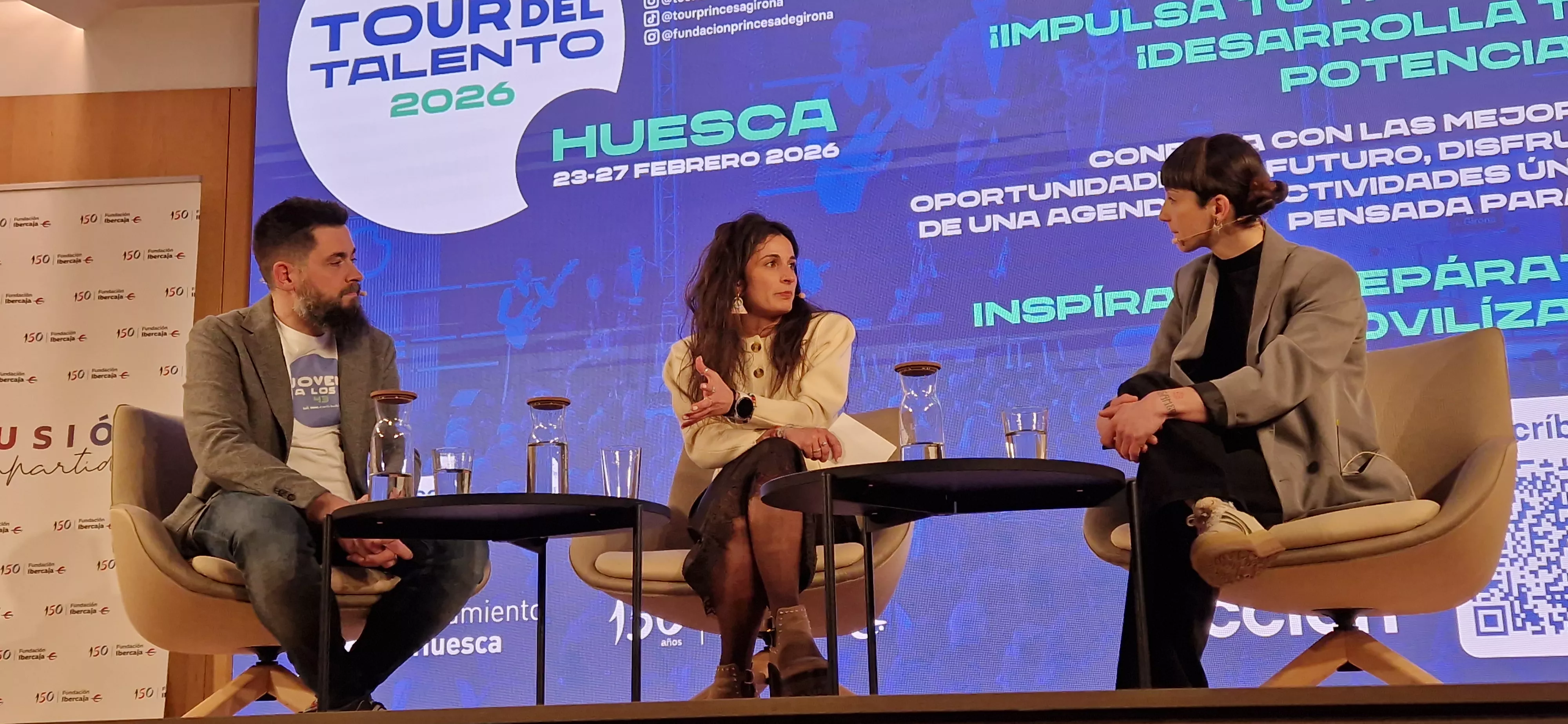 Raúl Bernal, Alba Echevarría e Iris Jordán, en la Fundación Ibercaja. Foto Myriam Martínez