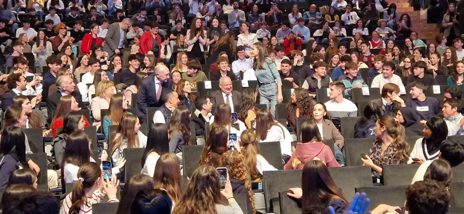 Visita de la reina Letizia a Huesca. Foto Myriam Martínez