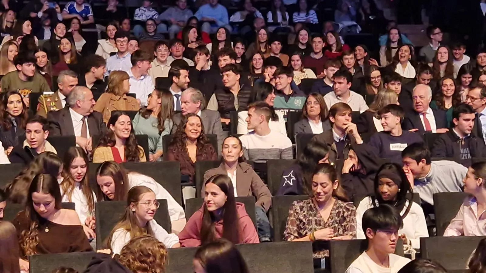 Visita de la reina Letizia a Huesca. Foto Myriam Martínez