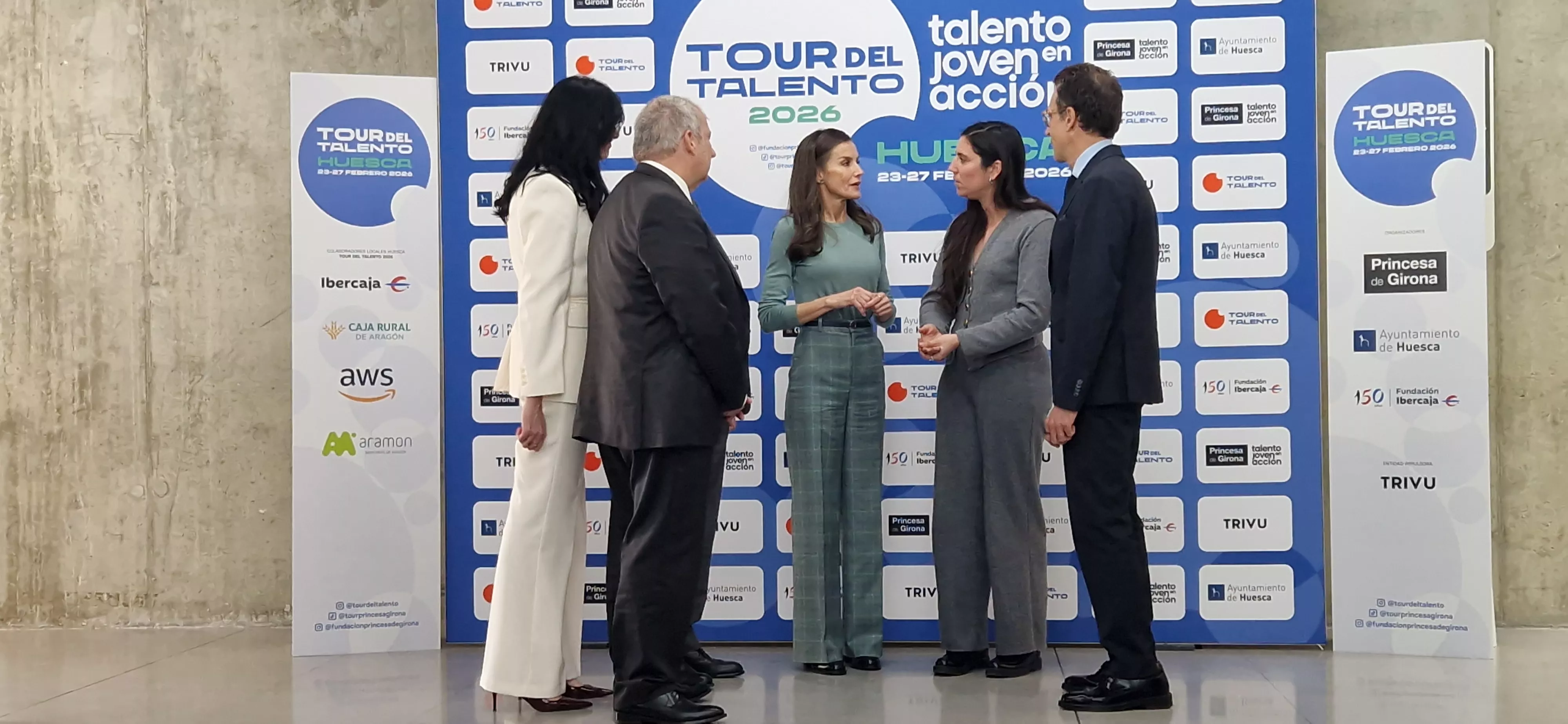 Patricia Aymá, con la Reina Letizia al término del acto. Foto Myriam Martínez
