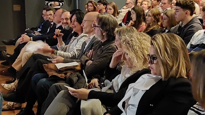 4545acd5 c52b 4fae bf79 6886a4f96bb0