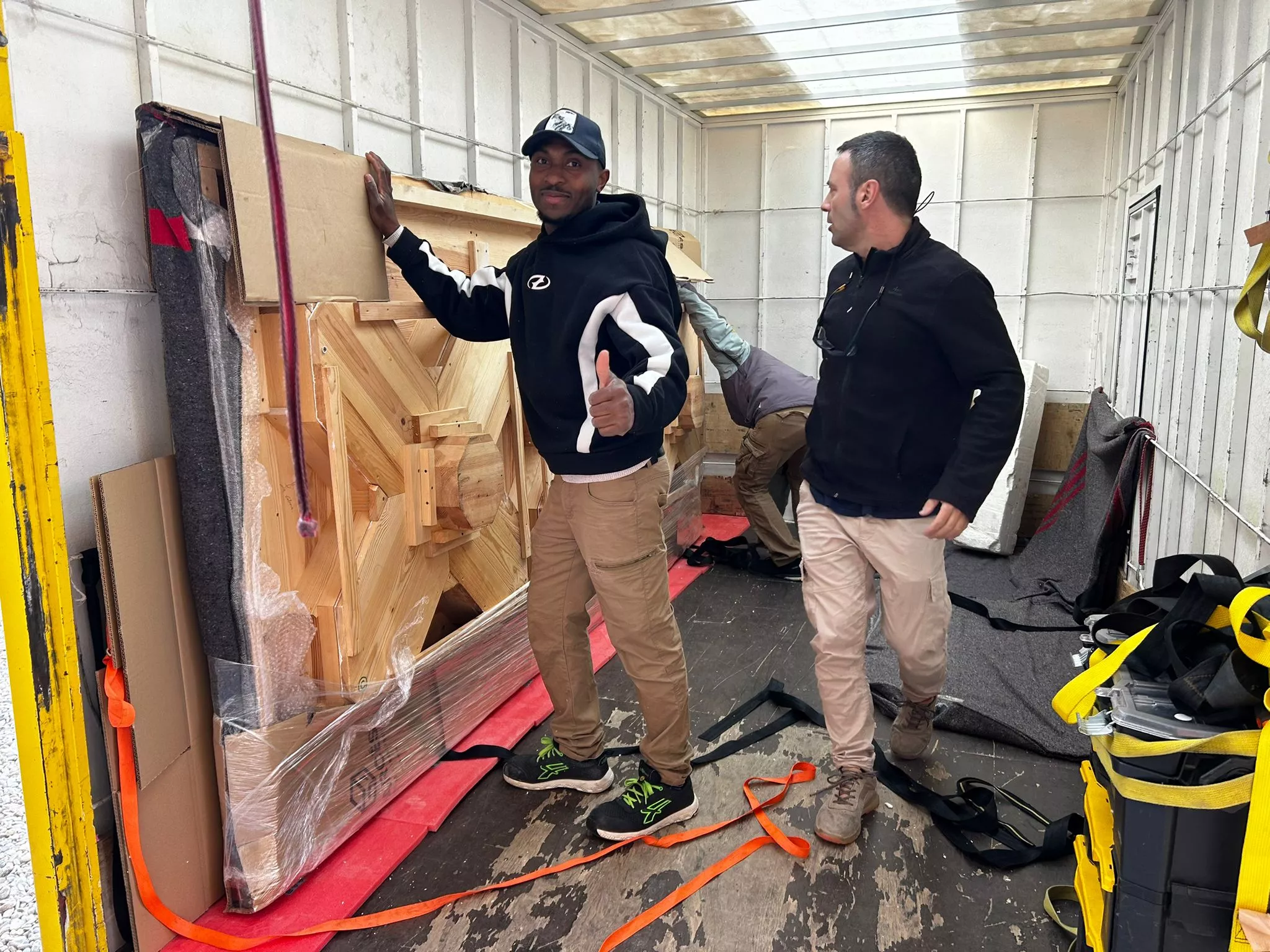 Mundanzas Garcés ha trasladado el cuarto alfarje reconstruido de Sijena a la Diputación de Huesca.