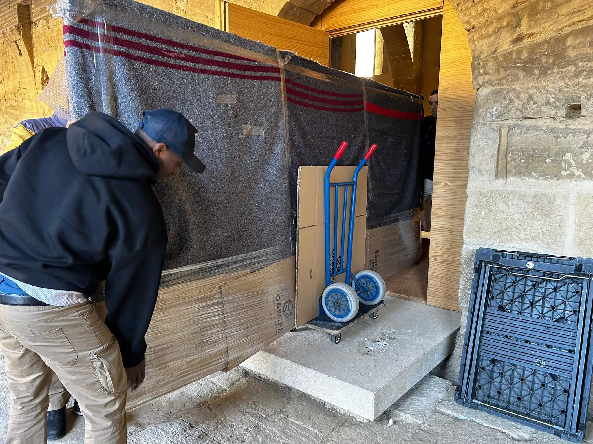Mundanzas Garcés ha trasladado el cuarto alfarje reconstruido de Sijena a la Diputación de Huesca.