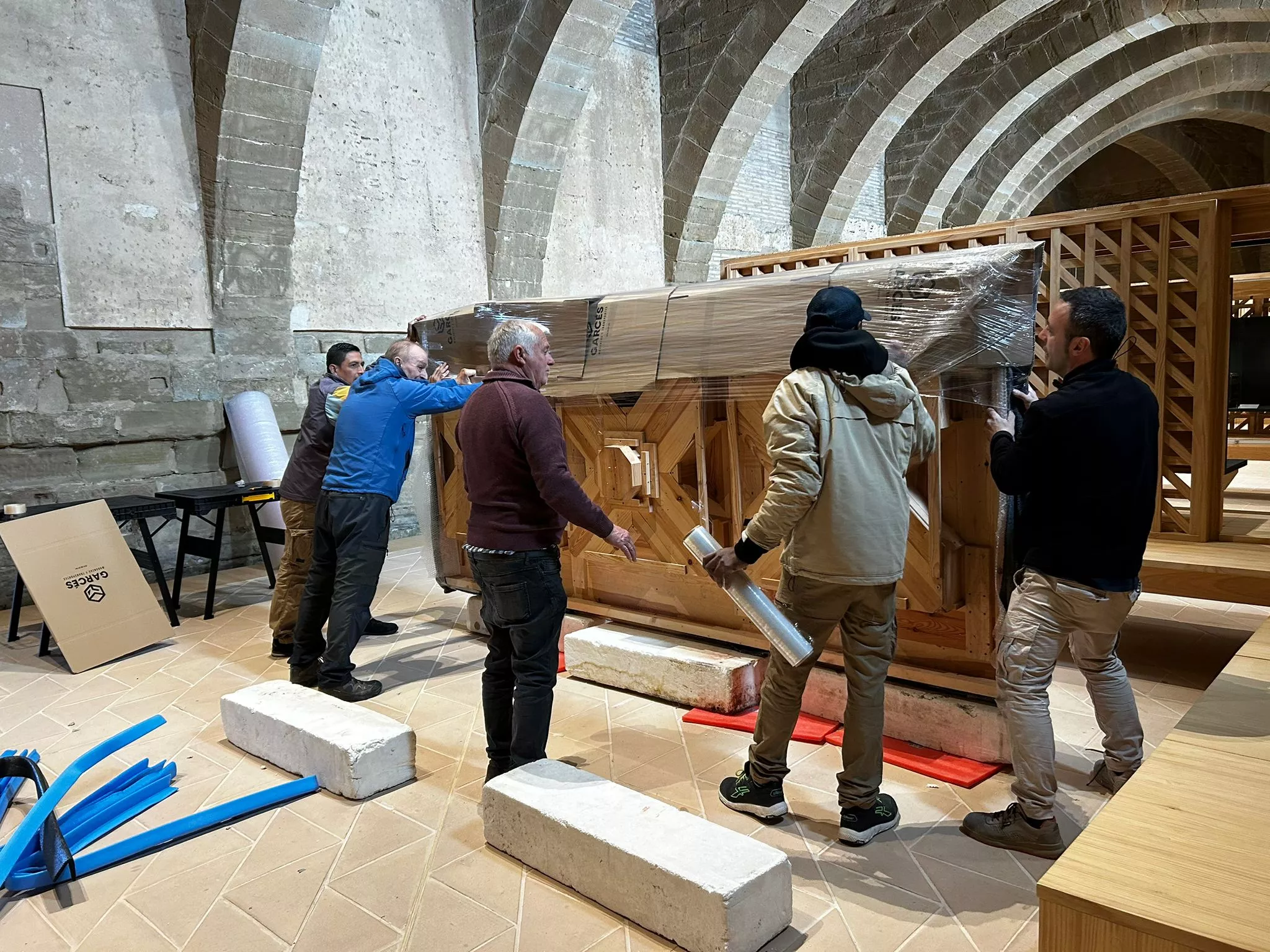 Mundanzas Garcés ha trasladado el cuarto alfarje reconstruido de Sijena a la Diputación de Huesca.